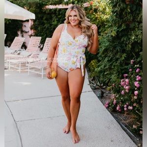 Pink Desert x Sassy Red Lipstick Sarah One Piece in Citrus